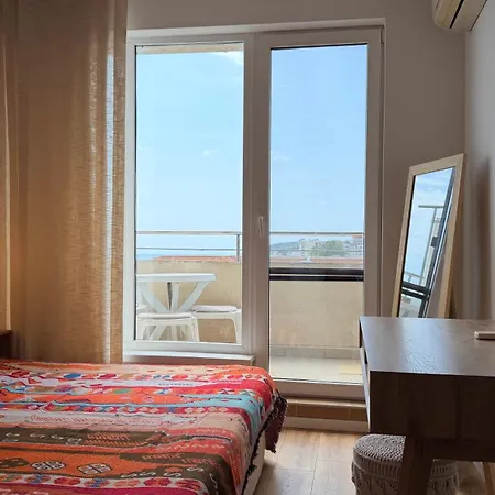 Apartament G404 - - Beachfront *